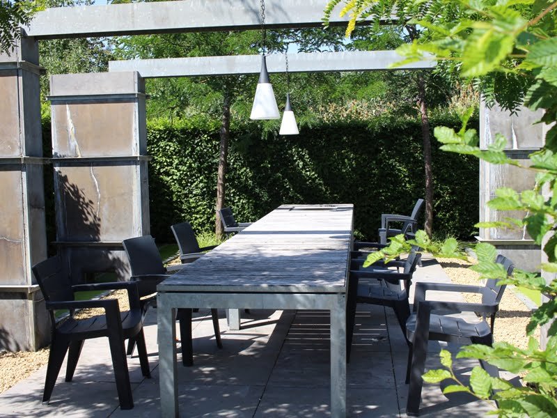 It is important to evaluate the available space, the measurements of the furniture and calculate the proportions. author of the photo L. Lubertaitė.