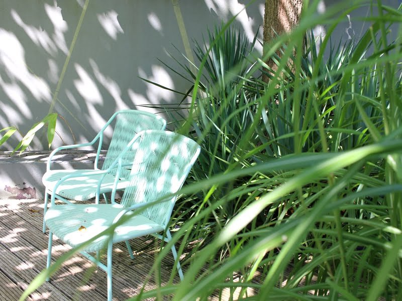 Metal outdoor furniture: durable. author of the photo L. Lubertaitė.