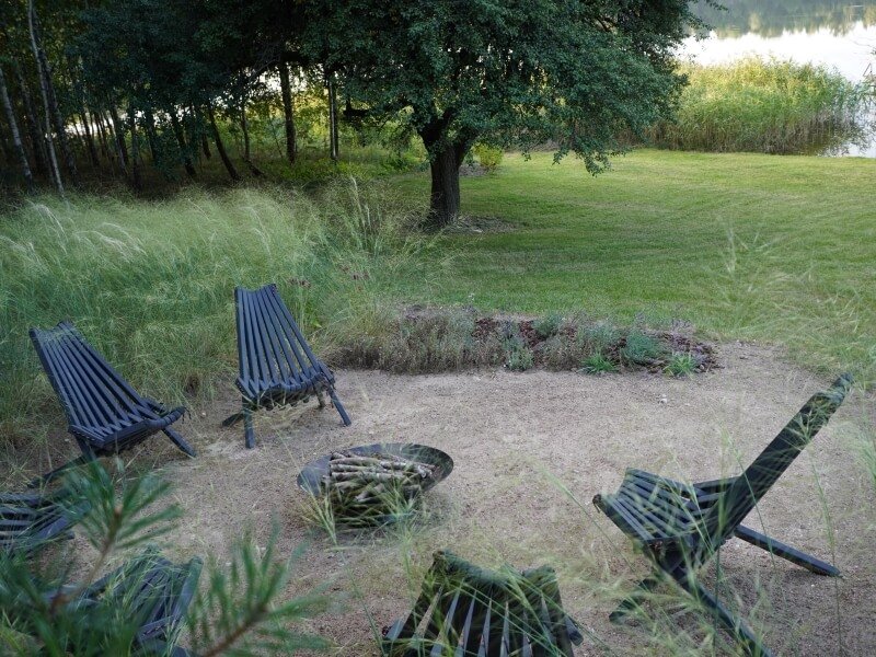 This space is in the shade during the day, from here you can see the lake. photo L. Liubertaitė