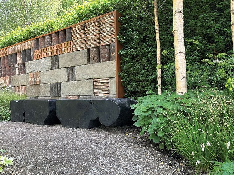 The garden is also convenient for visitors with mobility limitations. photo Živile Monika Lazauskienė