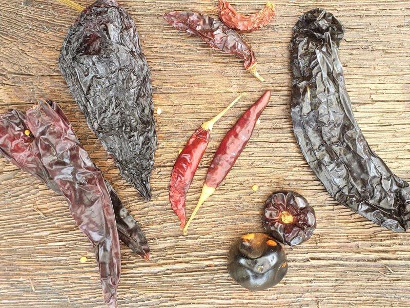 Eglė Mikolaitytė will grow his own crop from these Mexican pepper seeds. photo E. Mikolaitytė