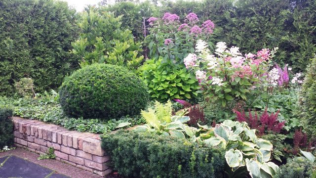 Soltra Yellow Wheelbarrow