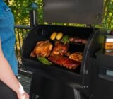 What are the advantages and disadvantages of a pellet barbecue?