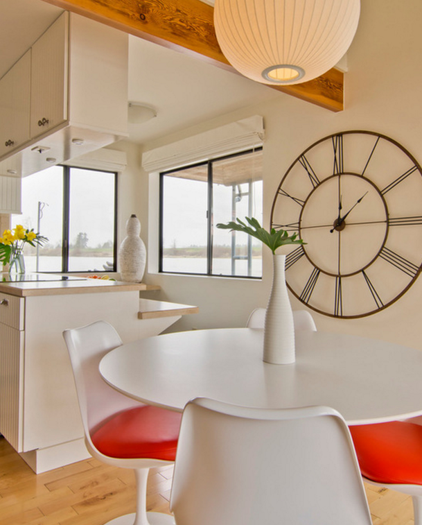 Kitchen - Tulip Chairs by Eero Saarinen