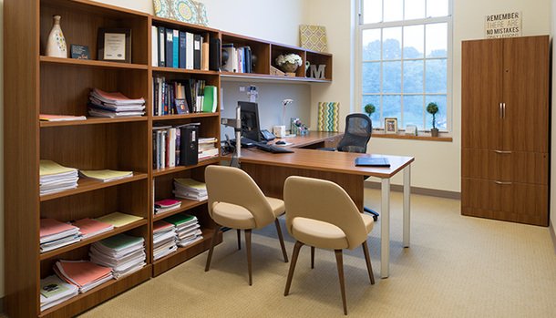 Office - Executive chair by Eero Saarinen