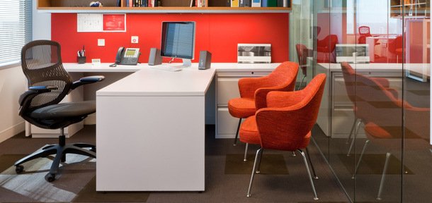 Office - Executive chair by Eero Saarinen