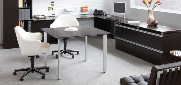 Office - Executive chair by Eero Saarinen