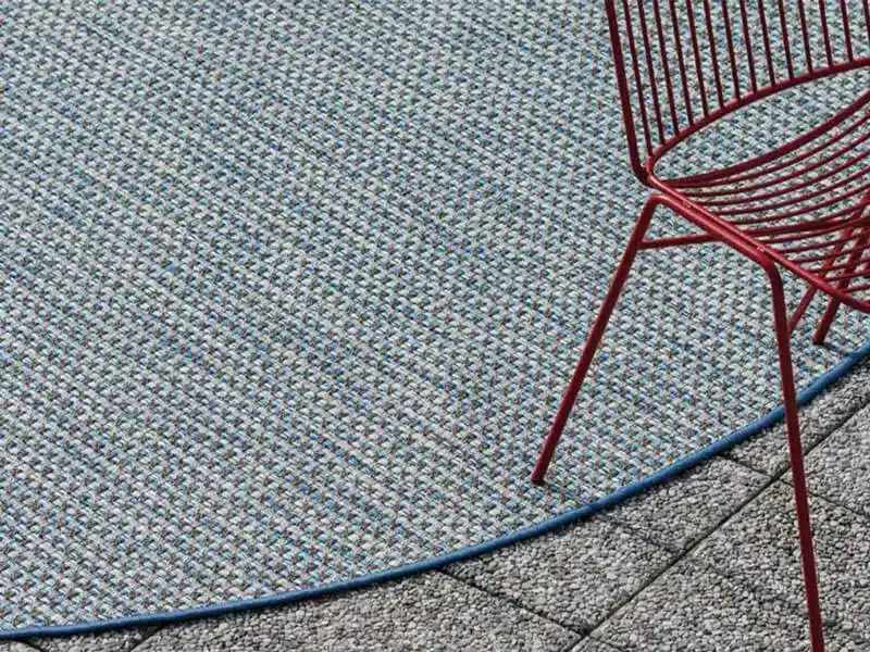 Besana outdoor rugs are an example of versatility and functionality, being resistant to various weather conditions and suitable for indoors and outdoors
