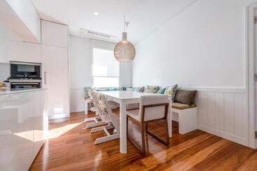 Complete kitchen furnishings