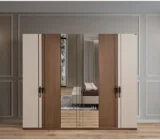 The wardrobe within the furniture: the essential element for one