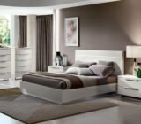 Bedroom furniture: functionality and elegance