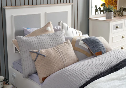 Young and modern white bed set ODESSA kelekci.com